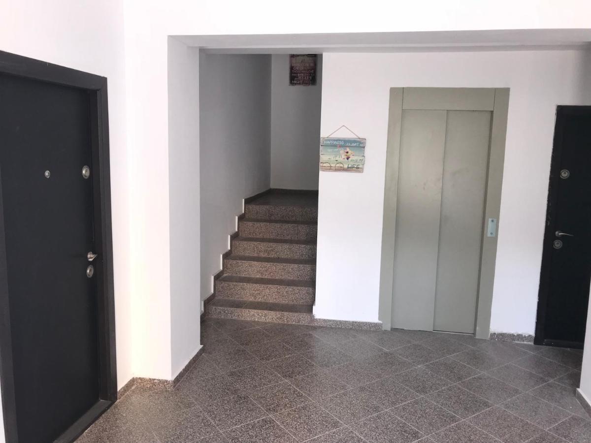 Labirint Apartament Констанца Экстерьер фото